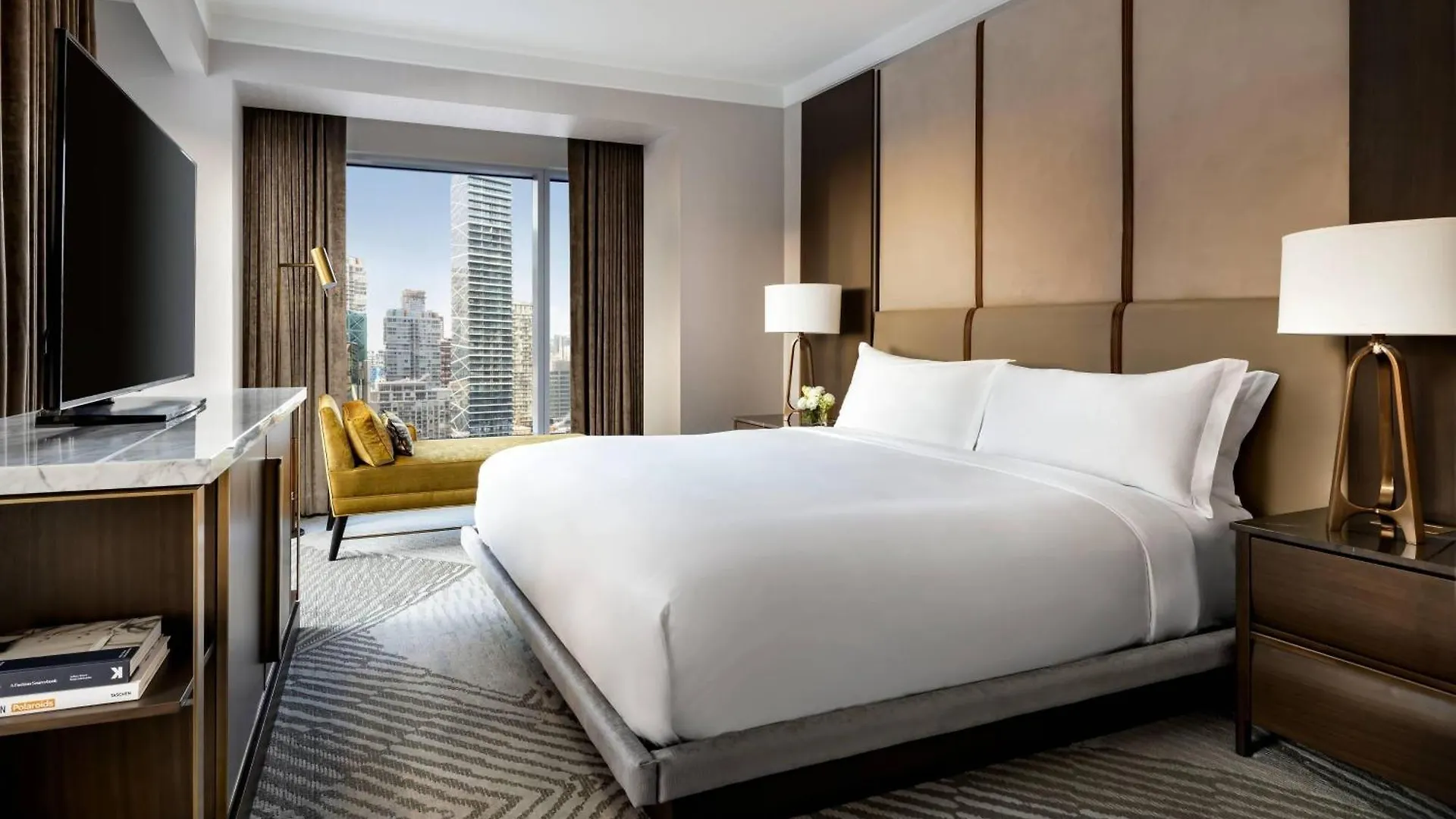 The Ritz-Carlton, Toronto Hotel