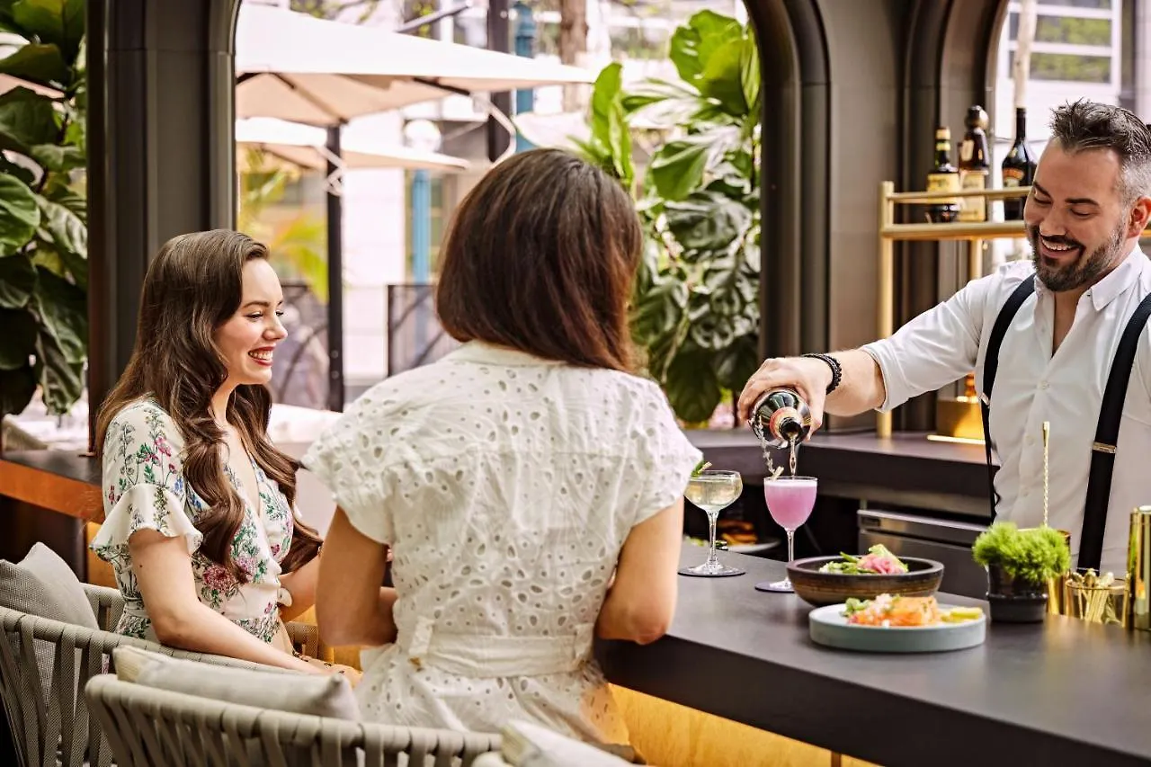 Отель The Ritz-Carlton, Торонто 5*,