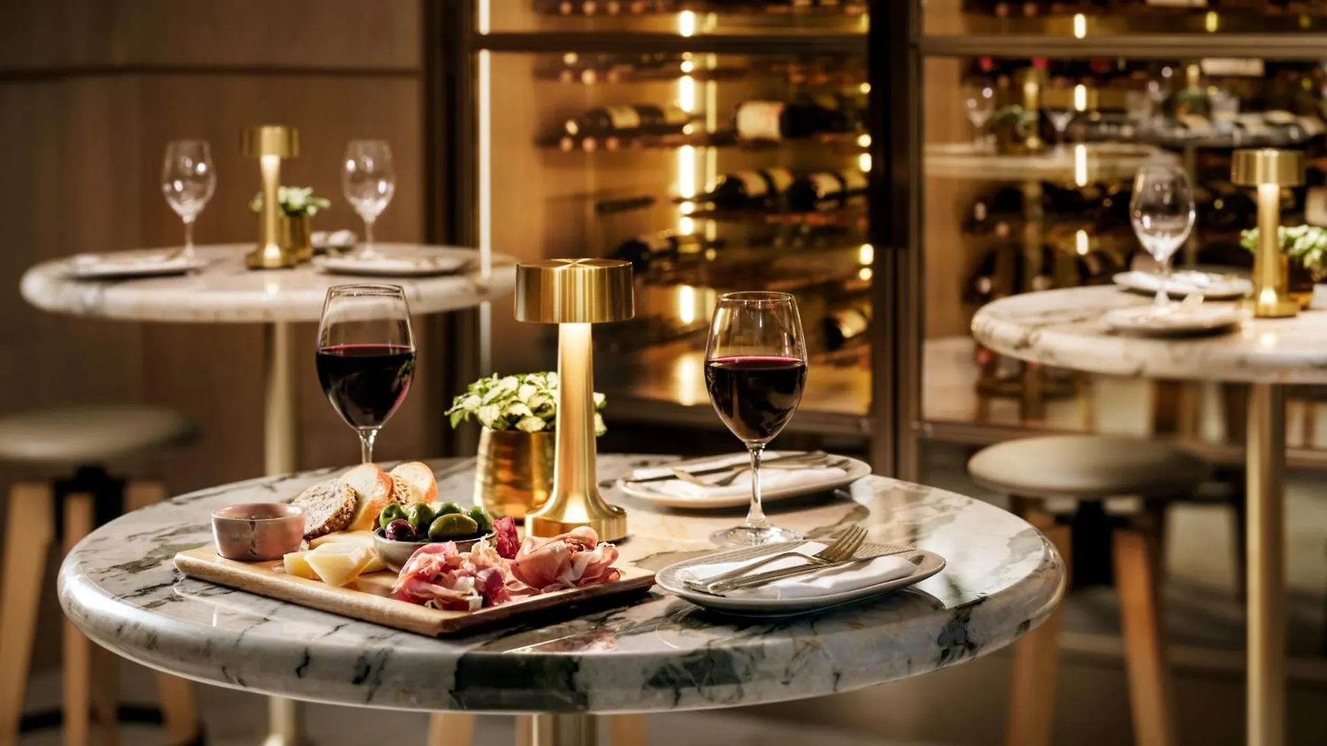 Отель The Ritz-Carlton, Торонто 5*,