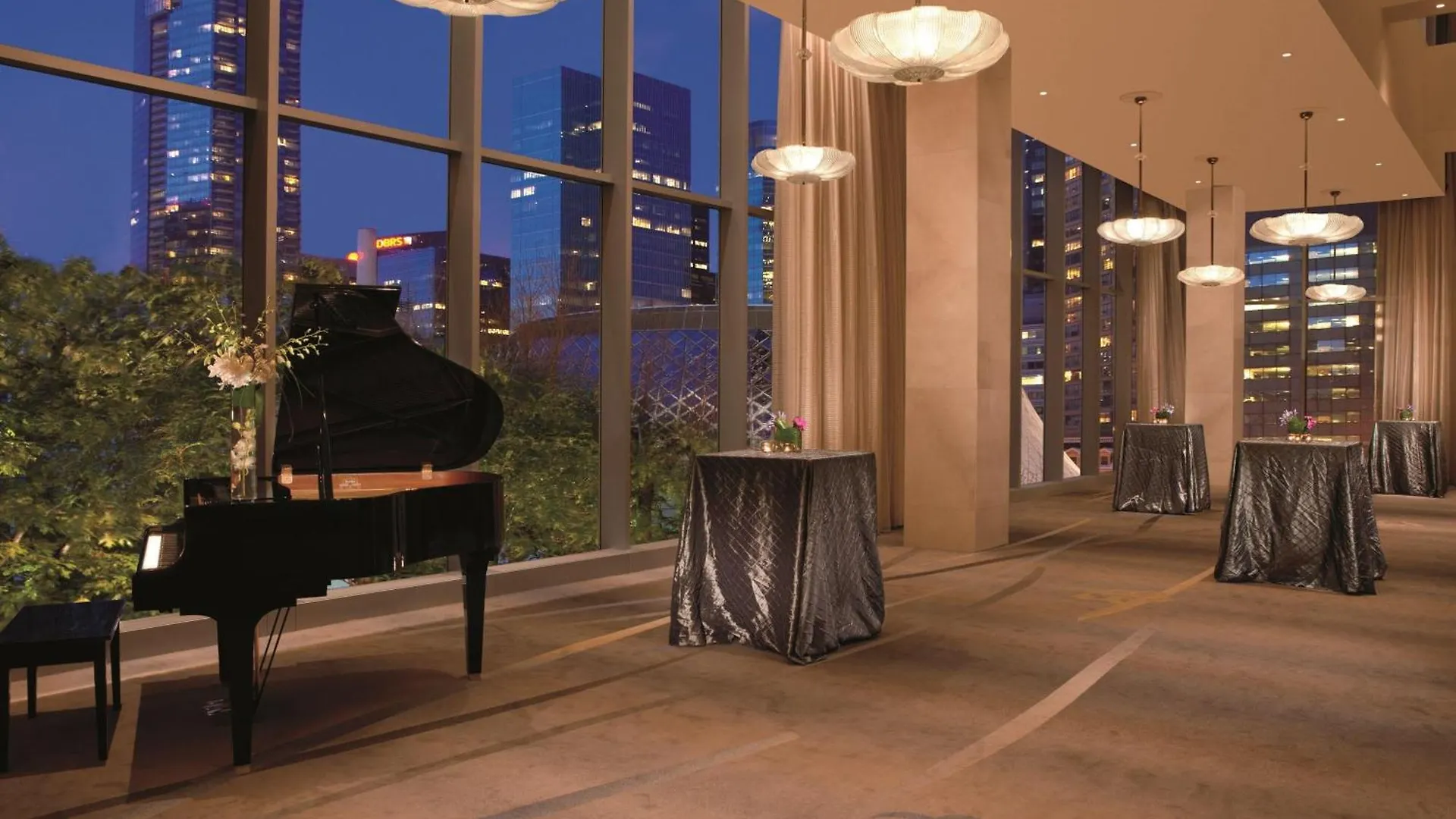 Отель The Ritz-Carlton, Торонто Канада